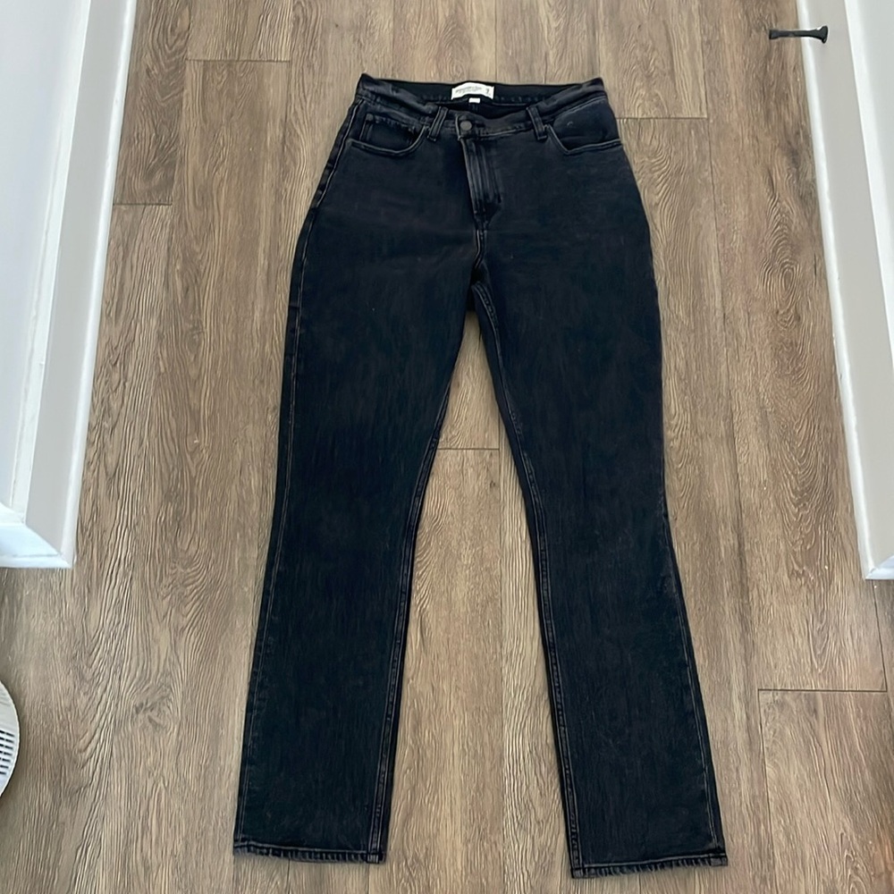The 90s Slim Straight Ultra High Rise Jean Curve Love